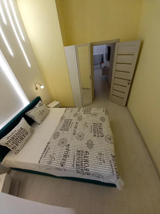 كييف Apartments In The Center, Lev Tolstoy Square