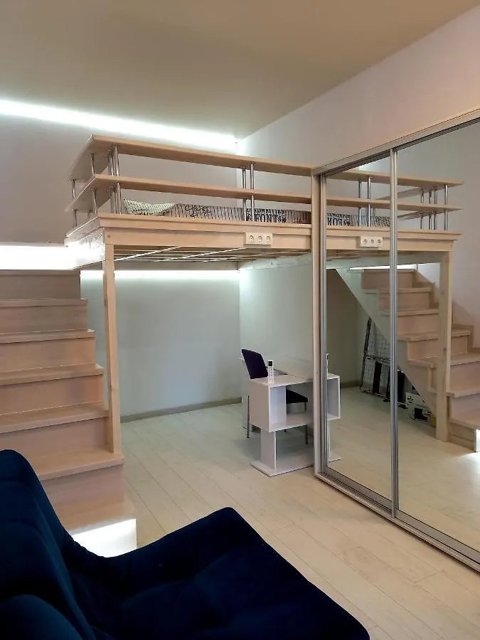 كييف Apartments In The Center, Lev Tolstoy Square 0*,