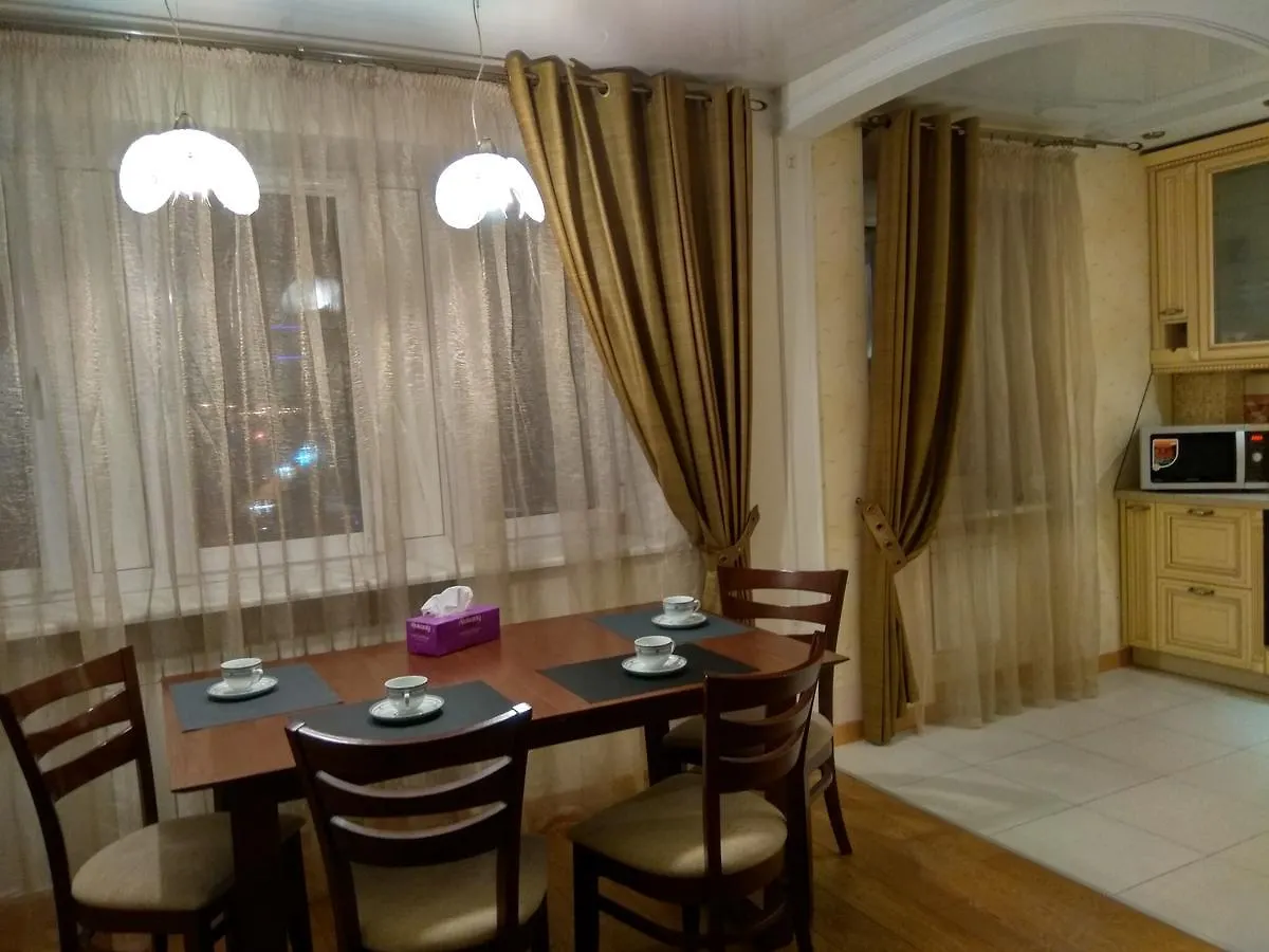 كييف Apartments In The Center, Lev Tolstoy Square